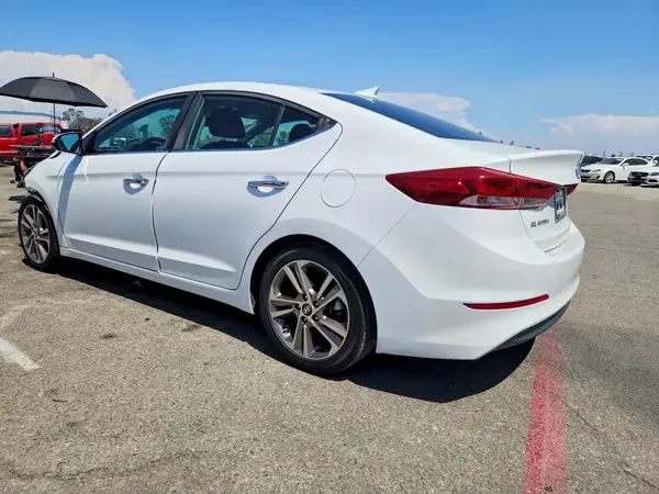 5NPD84LF8HH116725 2017 HYUNDAI ELANTRA - Image 2