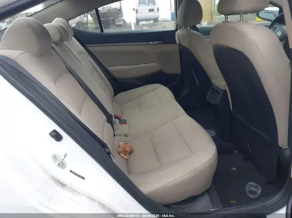 5NPD84LF8HH117065 2017 HYUNDAI ELANTRA - Image 8