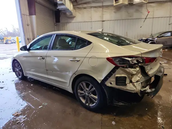 5NPD84LF8HH117423 2017 HYUNDAI ELANTRA - Image 2