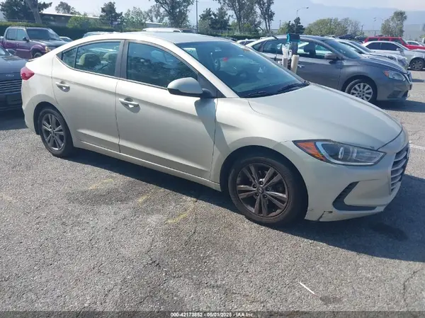 5NPD84LF8HH119270 2017 HYUNDAI ELANTRA - Image 1