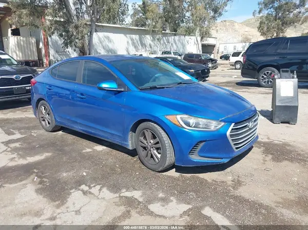 5NPD84LF8HH121990 2017 HYUNDAI ELANTRA - Image 1