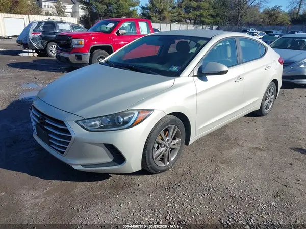 5NPD84LF8HH124503 2017 HYUNDAI ELANTRA - Image 2