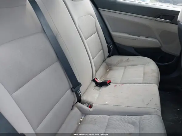 5NPD84LF8HH128325 2017 HYUNDAI ELANTRA - Image 8
