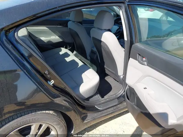 5NPD84LF8HH128499 2017 HYUNDAI ELANTRA - Image 8