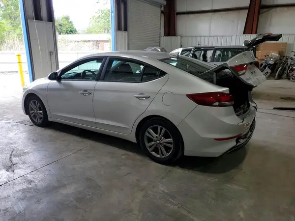 5NPD84LF8HH129961 2017 HYUNDAI ELANTRA - Image 2