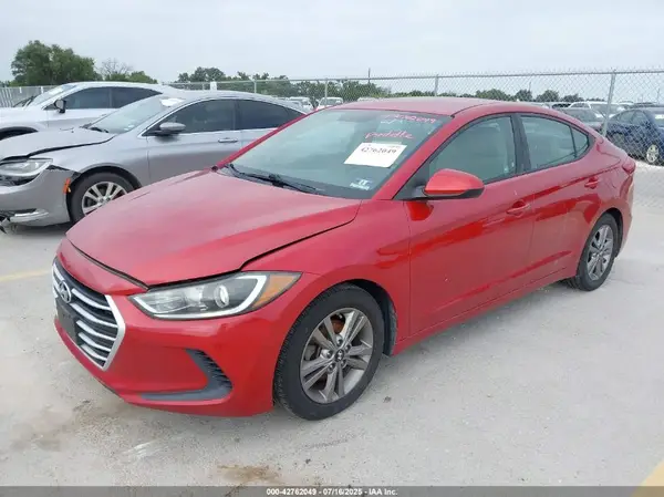 5NPD84LF8HH131905 2017 HYUNDAI ELANTRA - Image 2