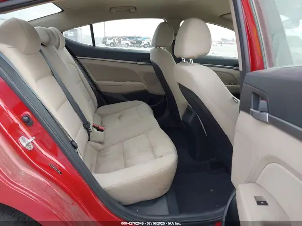 5NPD84LF8HH131905 2017 HYUNDAI ELANTRA - Image 8