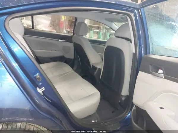 5NPD84LF8HH134674 2017 HYUNDAI ELANTRA - Image 8