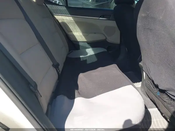 5NPD84LF8HH135274 2017 HYUNDAI ELANTRA - Image 8