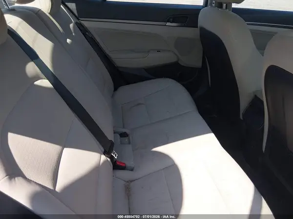 5NPD84LF8HH138109 2017 HYUNDAI ELANTRA - Image 8