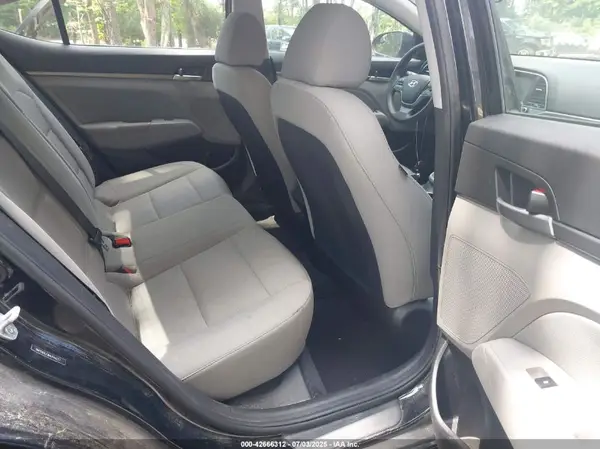 5NPD84LF8HH144217 2017 HYUNDAI ELANTRA - Image 8