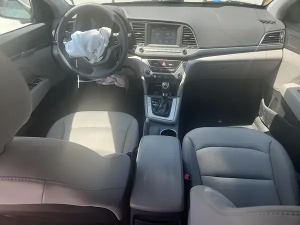 5NPD84LF8HH153189 2017 HYUNDAI ELANTRA - Image 8