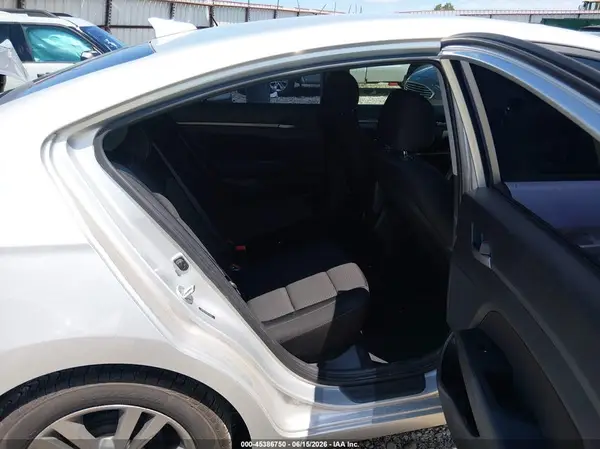 5NPD84LF8HH155251 2017 HYUNDAI ELANTRA - Image 8
