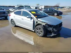 5NPD84LF8HH156531 2017 HYUNDAI ELANTRA