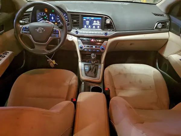 5NPD84LF8HH164709 2017 HYUNDAI ELANTRA - Image 8