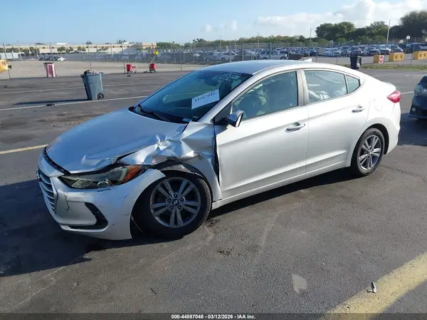 5NPD84LF8HH168159 2017 HYUNDAI ELANTRA - Image 2