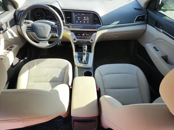 5NPD84LF8HH168226 2017 HYUNDAI ELANTRA - Image 8