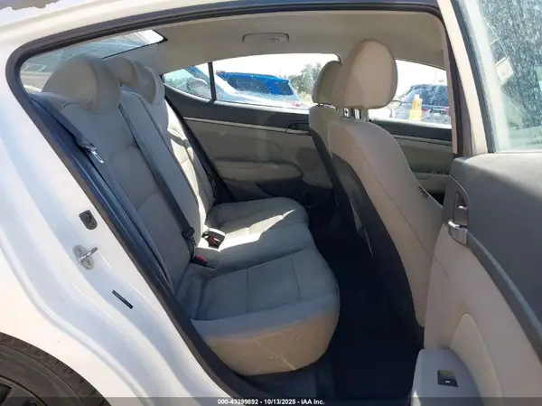 5NPD84LF8HH171224 2017 HYUNDAI ELANTRA - Image 8