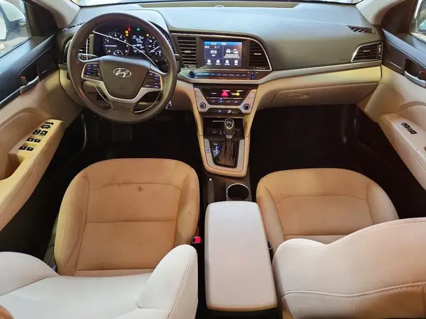 5NPD84LF8HH172213 2017 HYUNDAI ELANTRA - Image 8
