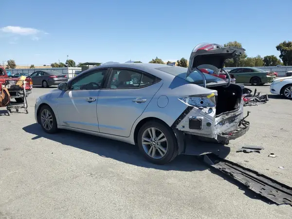 5NPD84LF8HH173281 2017 HYUNDAI ELANTRA - Image 2