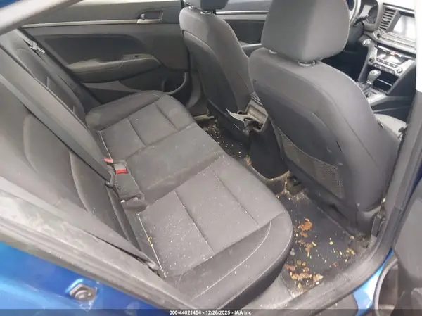 5NPD84LF8HH178898 2017 HYUNDAI ELANTRA - Image 8