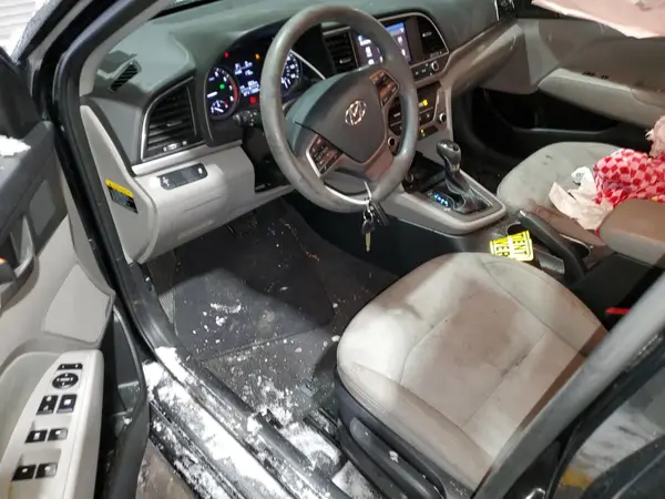 5NPD84LF8HH179498 2017 HYUNDAI ELANTRA - Image 8