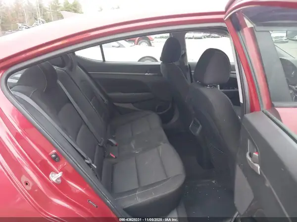 5NPD84LF8HH180201 2017 HYUNDAI ELANTRA - Image 8