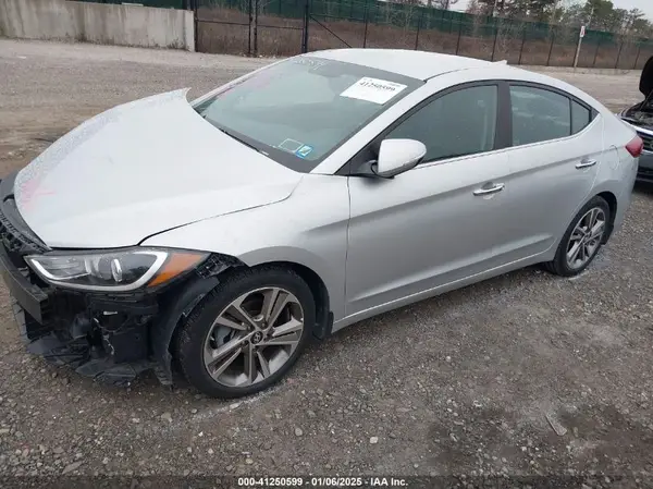 5NPD84LF8HH183261 2017 HYUNDAI ELANTRA - Image 2