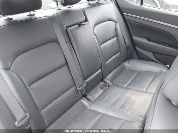 5NPD84LF8HH183261 2017 HYUNDAI ELANTRA - Image 8