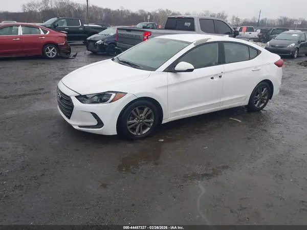 5NPD84LF8HH183518 2017 HYUNDAI ELANTRA - Image 2