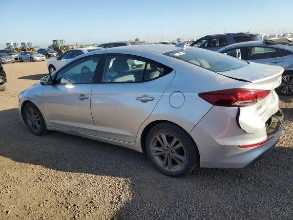 5NPD84LF8HH184457 2017 HYUNDAI ELANTRA - Image 2