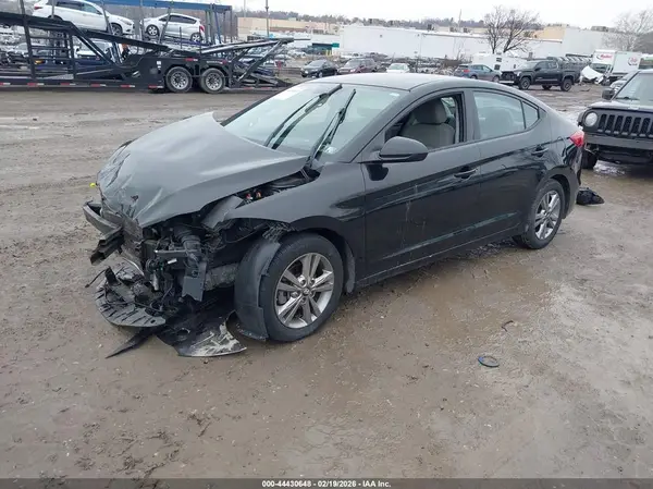 5NPD84LF8HH188332 2017 HYUNDAI ELANTRA - Image 2