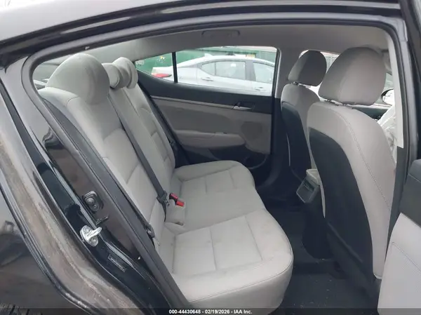 5NPD84LF8HH188332 2017 HYUNDAI ELANTRA - Image 8