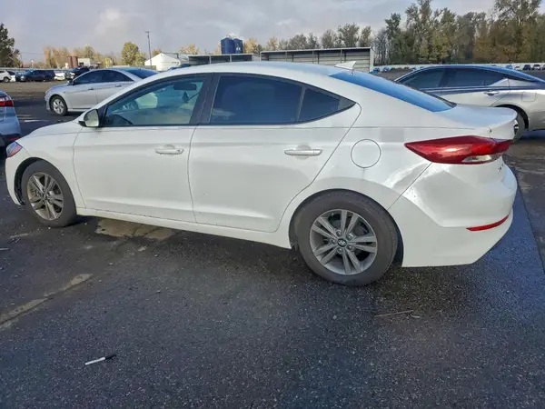 5NPD84LF8HH188914 2017 HYUNDAI ELANTRA - Image 2