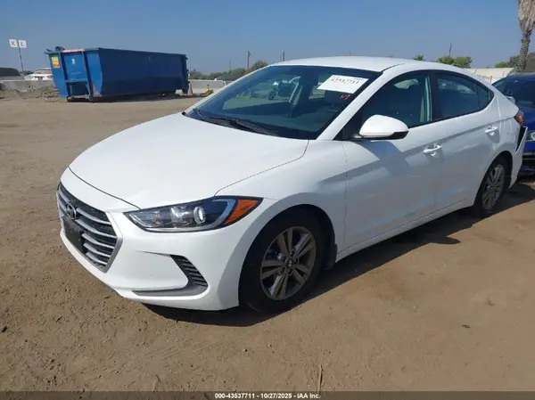 5NPD84LF8HH189044 2017 HYUNDAI ELANTRA - Image 2