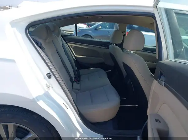 5NPD84LF8HH189044 2017 HYUNDAI ELANTRA - Image 8