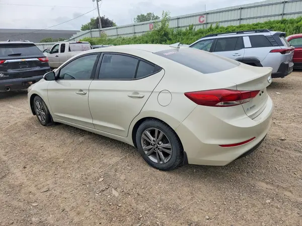 5NPD84LF8HH195426 2017 HYUNDAI ELANTRA - Image 2
