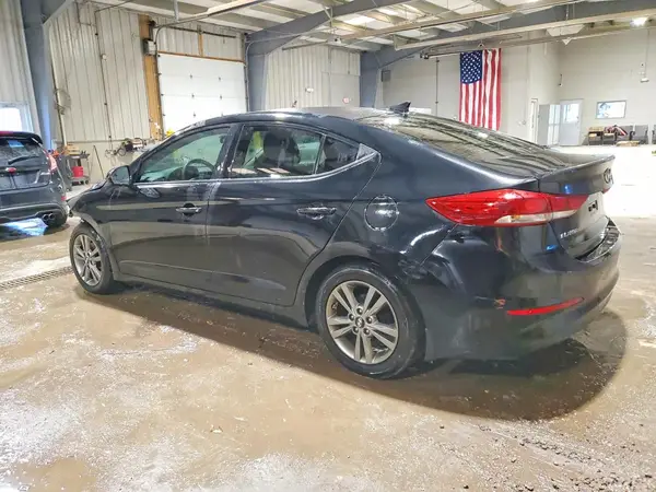 5NPD84LF8HH195961 2017 HYUNDAI ELANTRA - Image 2