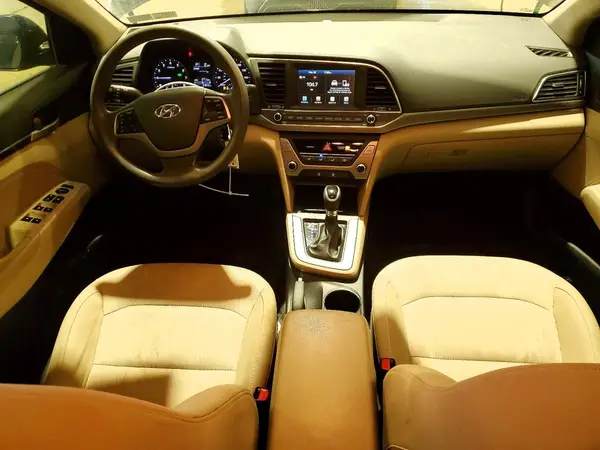5NPD84LF8HH195961 2017 HYUNDAI ELANTRA - Image 8