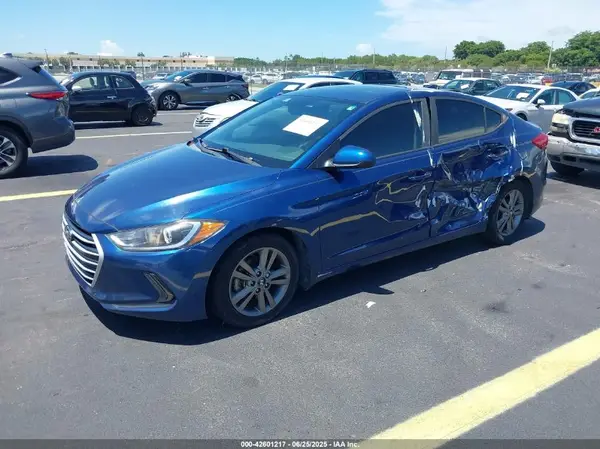 5NPD84LF8HH196558 2017 HYUNDAI ELANTRA - Image 2