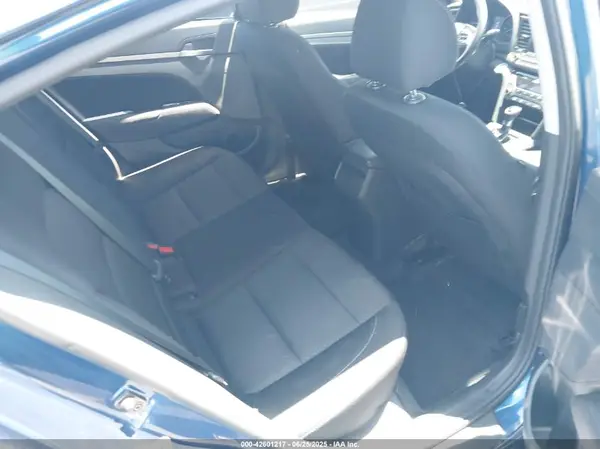 5NPD84LF8HH196558 2017 HYUNDAI ELANTRA - Image 8