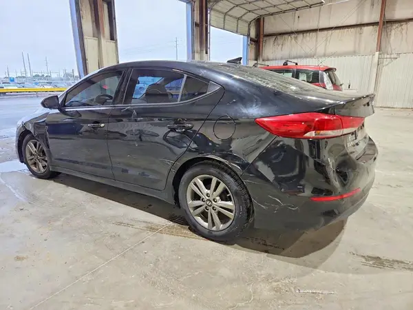 5NPD84LF8HH199878 2017 HYUNDAI ELANTRA - Image 2