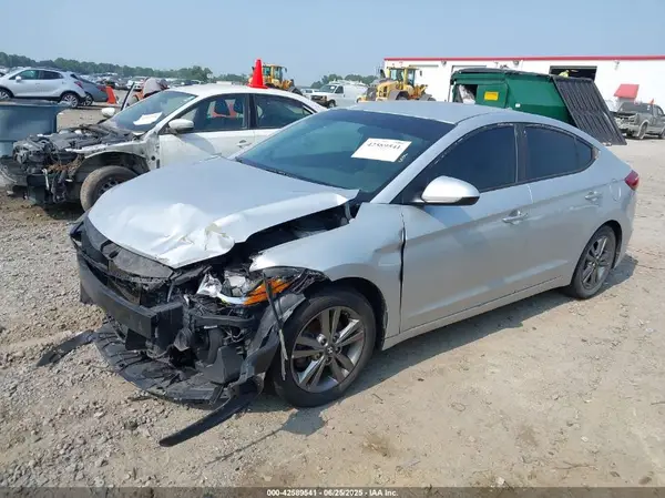 5NPD84LF8HH205467 2017 HYUNDAI ELANTRA - Image 2