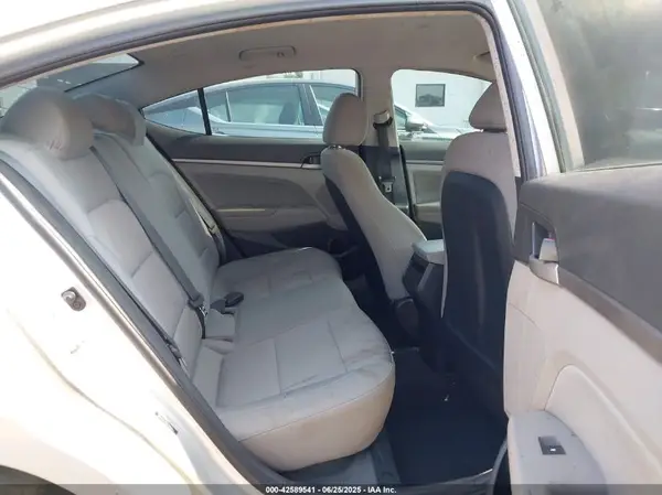 5NPD84LF8HH205467 2017 HYUNDAI ELANTRA - Image 8