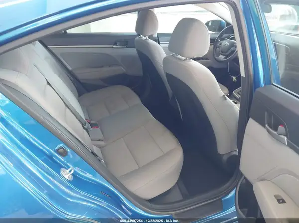 5NPD84LF8HH207297 2017 HYUNDAI ELANTRA - Image 8