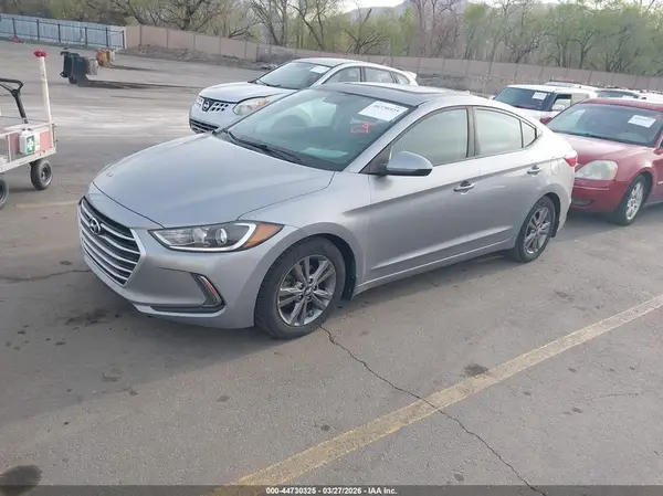 5NPD84LF8HH208482 2017 HYUNDAI ELANTRA - Image 2