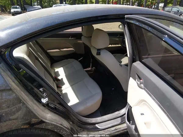 5NPD84LF8HH208966 2017 HYUNDAI ELANTRA - Image 8