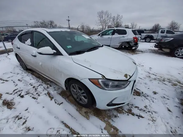 5NPD84LF8HH211639 2017 HYUNDAI ELANTRA - Image 1