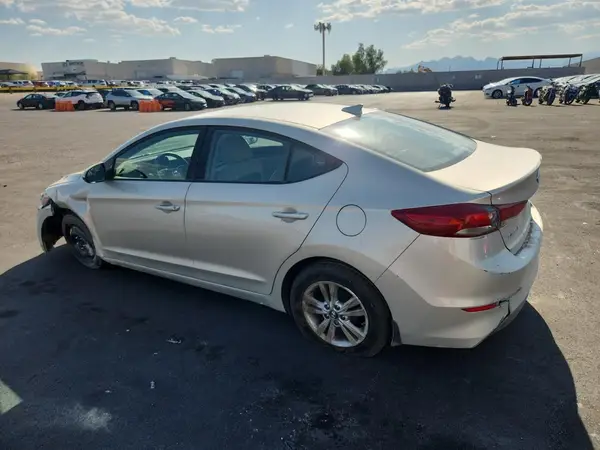 5NPD84LF8HH212371 2017 HYUNDAI ELANTRA - Image 2