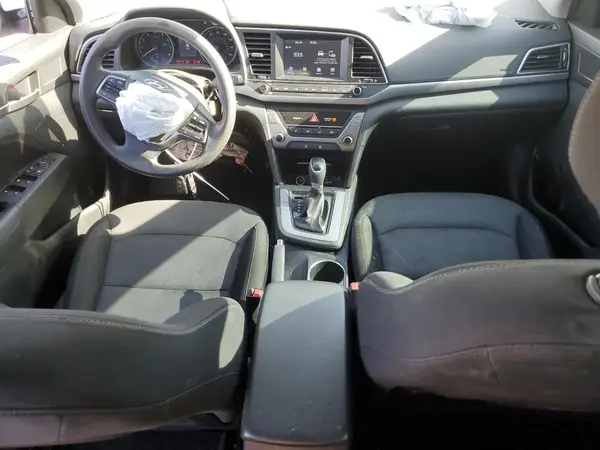 5NPD84LF8JH213235 2018 HYUNDAI ELANTRA - Image 8